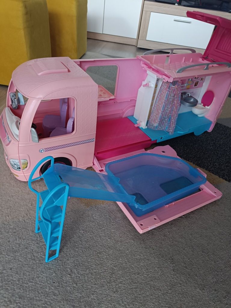 Kamper dla Barbie