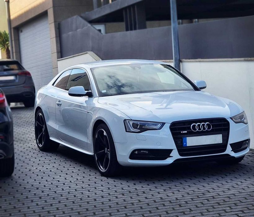 Audi A5 2.0TDI S-LINE FULL EXTRAS