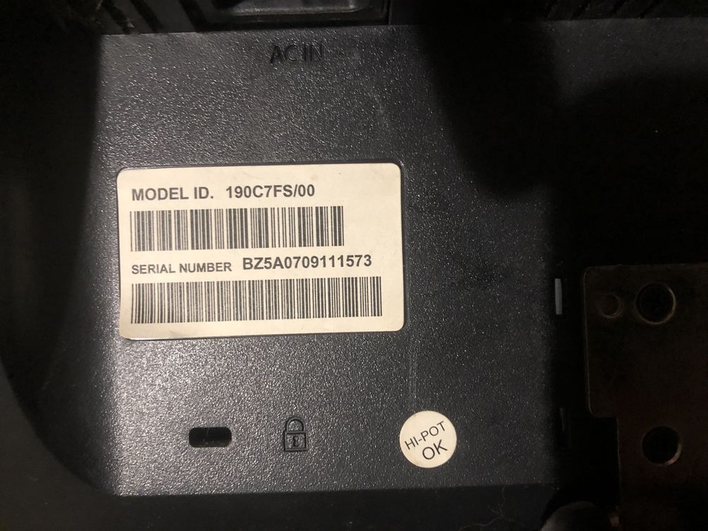 Монитор Philips 190C7FS