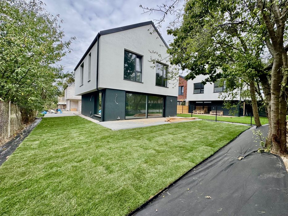 Nowoczesny wolnostojący Dom 137m2