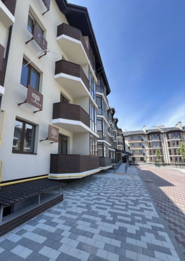 Без %, 3к, ЖК Family 2, Гатное, 85м2, кирпич, метро Теремки