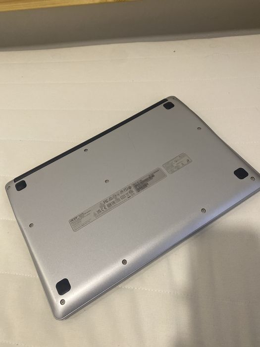 Chromebook ACER - uso de 1 ano