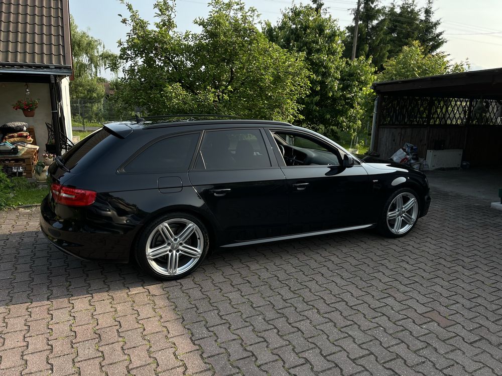 Audi A4 2.0 TDI QUATTRO S-line