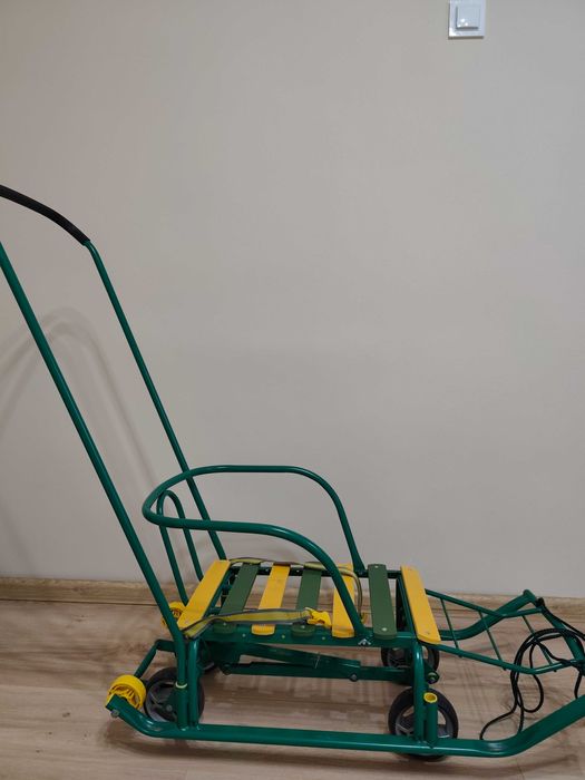 Санки дитячі з колесами