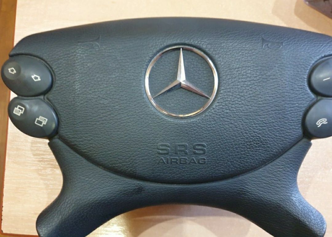 Подушка безопасности на Mercedes-Benz