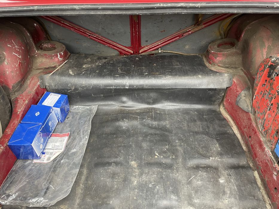 Прода Ваз 21011 бензин