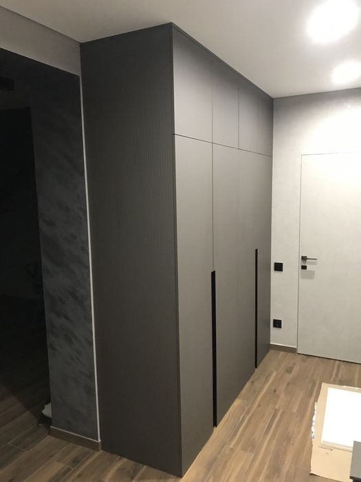 Виготовлення • кухні • шафи • гардероби