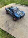 Радіокерована модель.1/10 short cours truck vrx