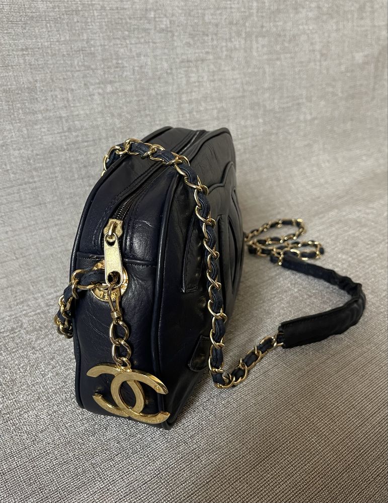 Кожаная сумка в стиле Chanel
