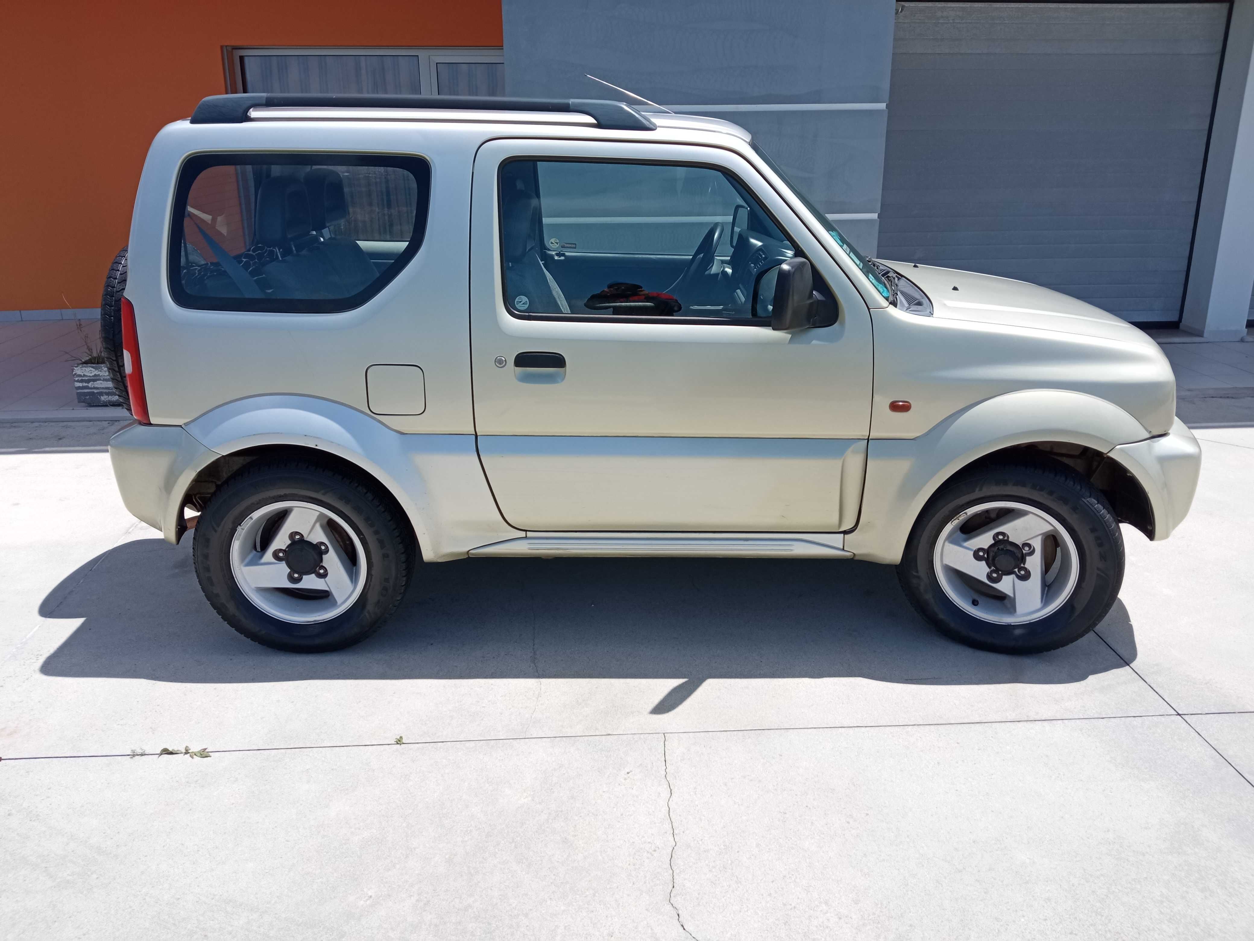 Suzuki Jimny GPL