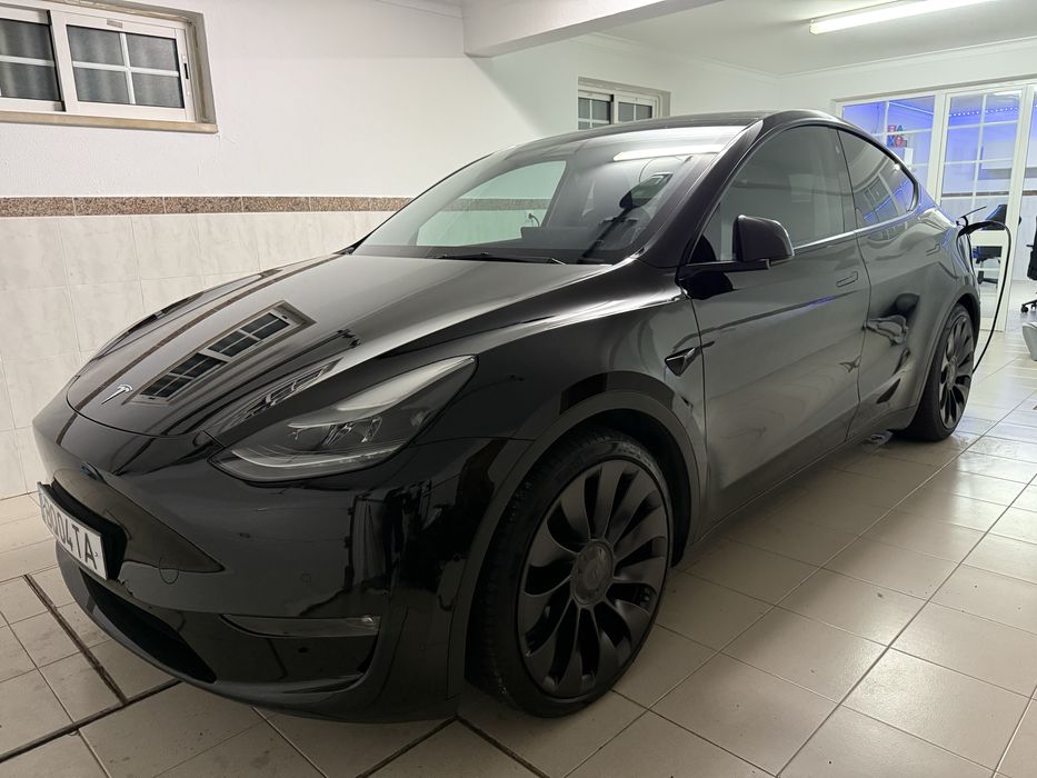 Tesla model Y Performance iva dedutivel
