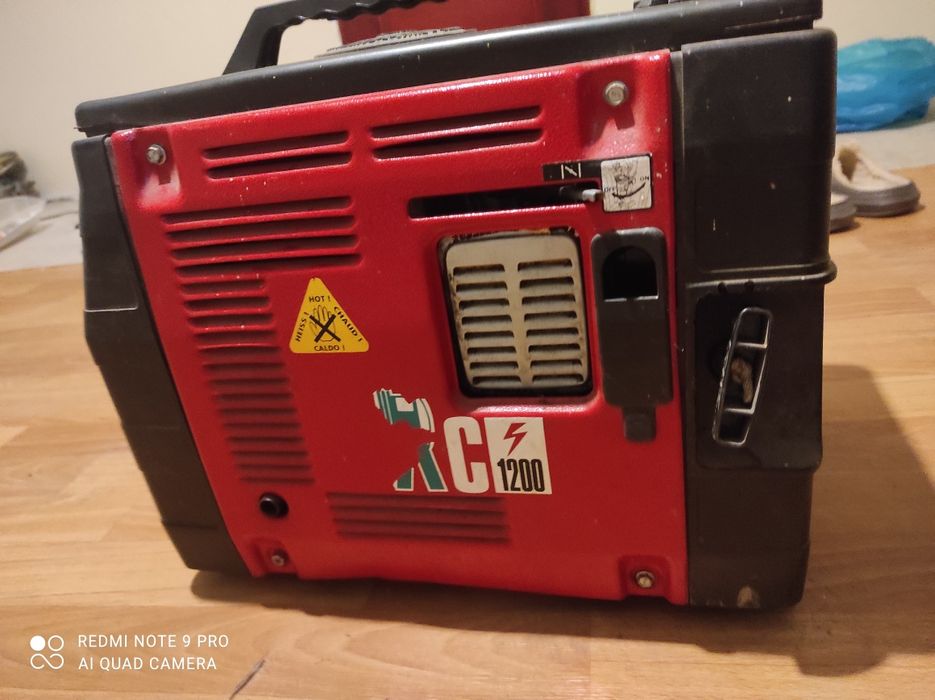 Продам генератор 1.2 кВт