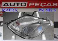 Farol direito Ford Fiesta V