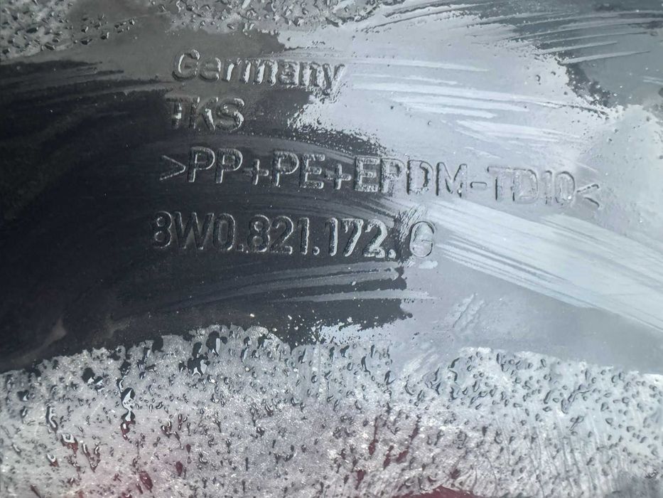 Nadkole Audi A4 2021 rok kompletne