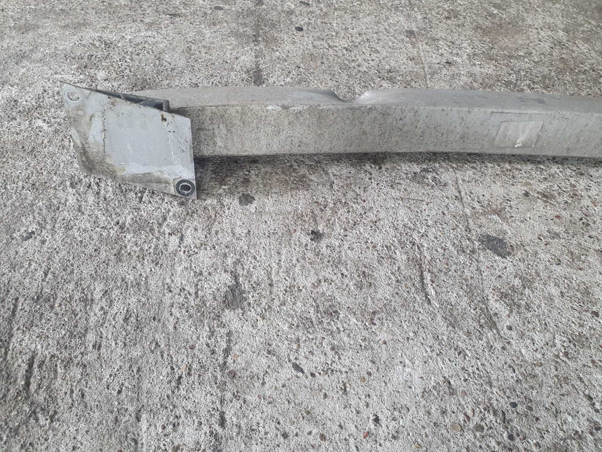 Belka pod zderzak tyl tylny Audi a3 8p 3 drzwi