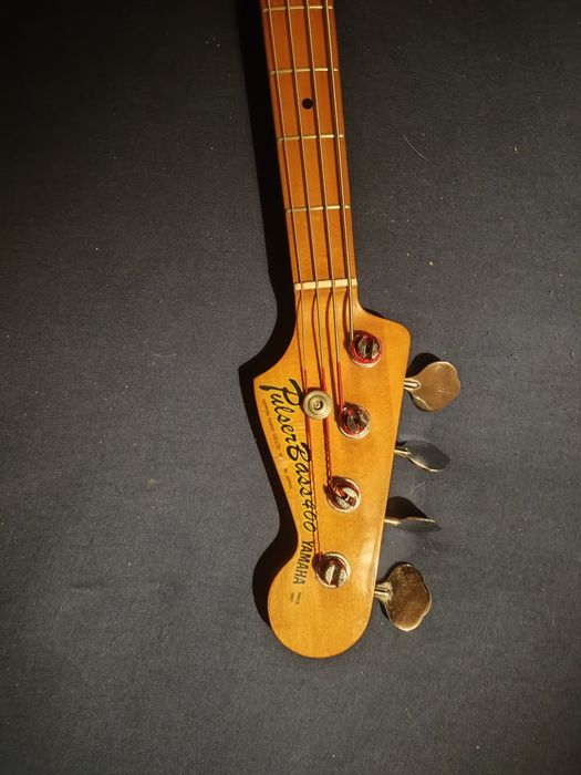 Gitara basowa Yamaha Pulser 400
