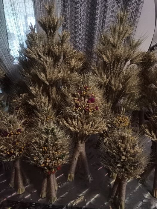 Дідух,різдво,подарунок,свято, пшениці овес льон, жито