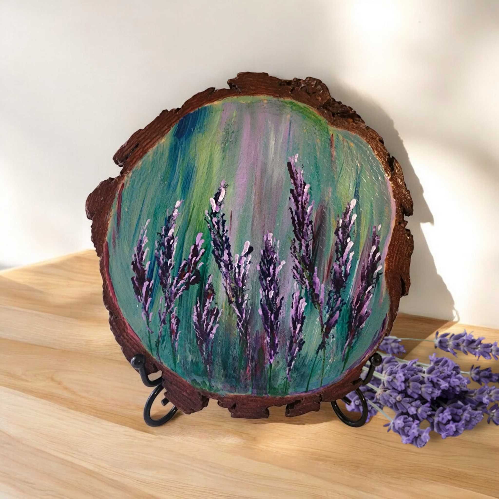 Pintura sobre Fatia de Madeira Rústica - "Lavanda" (18 cm)