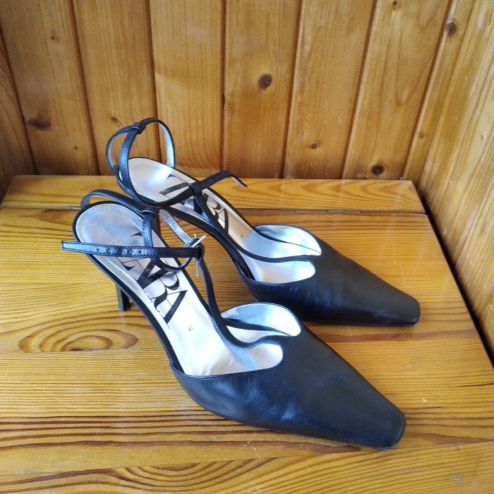 Туфли Zara стильные кожаные р.41