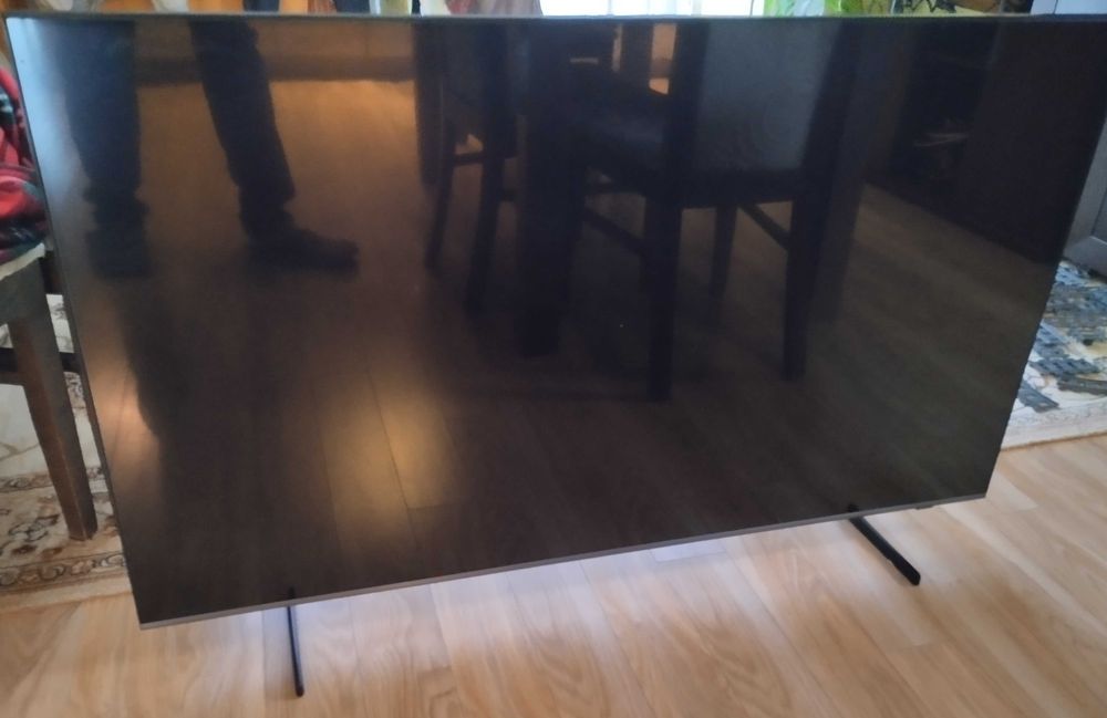Telewizor samsung 55 cali - QE55Q67CAUXXH - uszkodzony ekran
