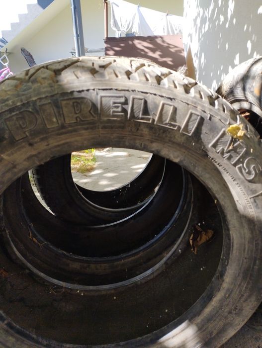 Шини Pirelli/2штуки