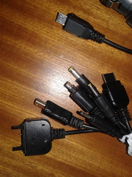 Carregador de isqueiro para vários modelos de telefone