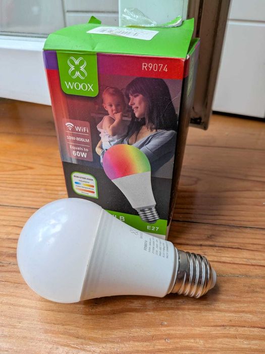 Lâmpada LED Woox R9074 RGB wifi