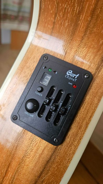 Електроакустична гітара CORT SFX-DAO Natural + чохол і каподастр