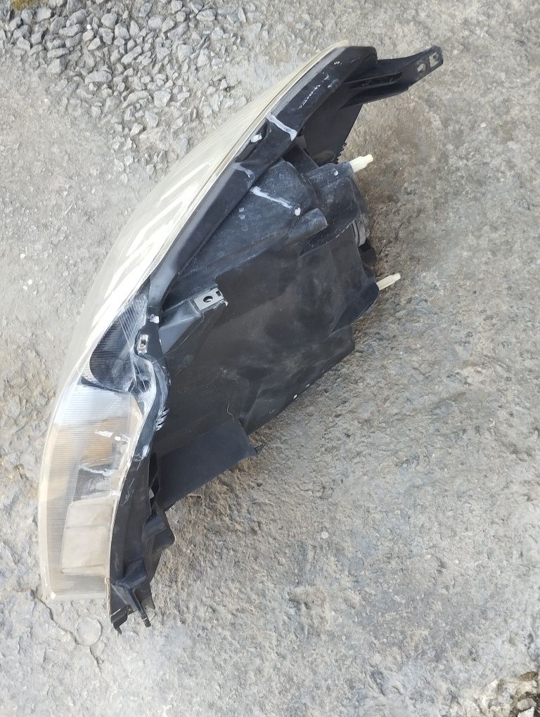 Фара до Nissan Note
