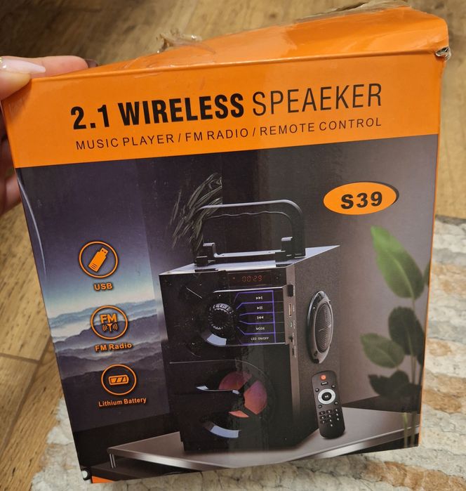 Przenośny głośnik