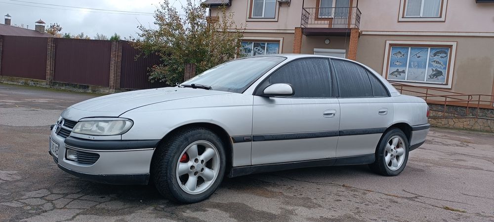 Opel Omega B 2.0