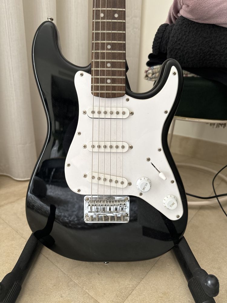 Guitarra eletrica fender squier