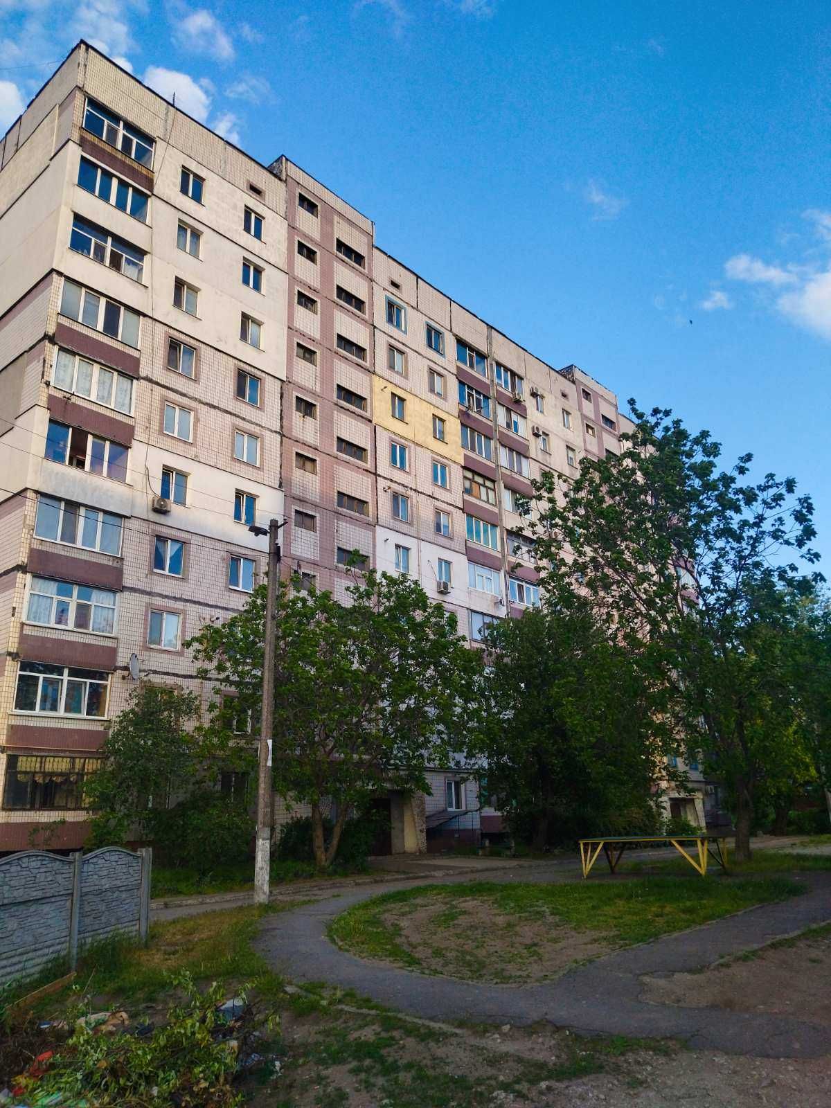 Продам 3х комнатную квартиру, район ЖД