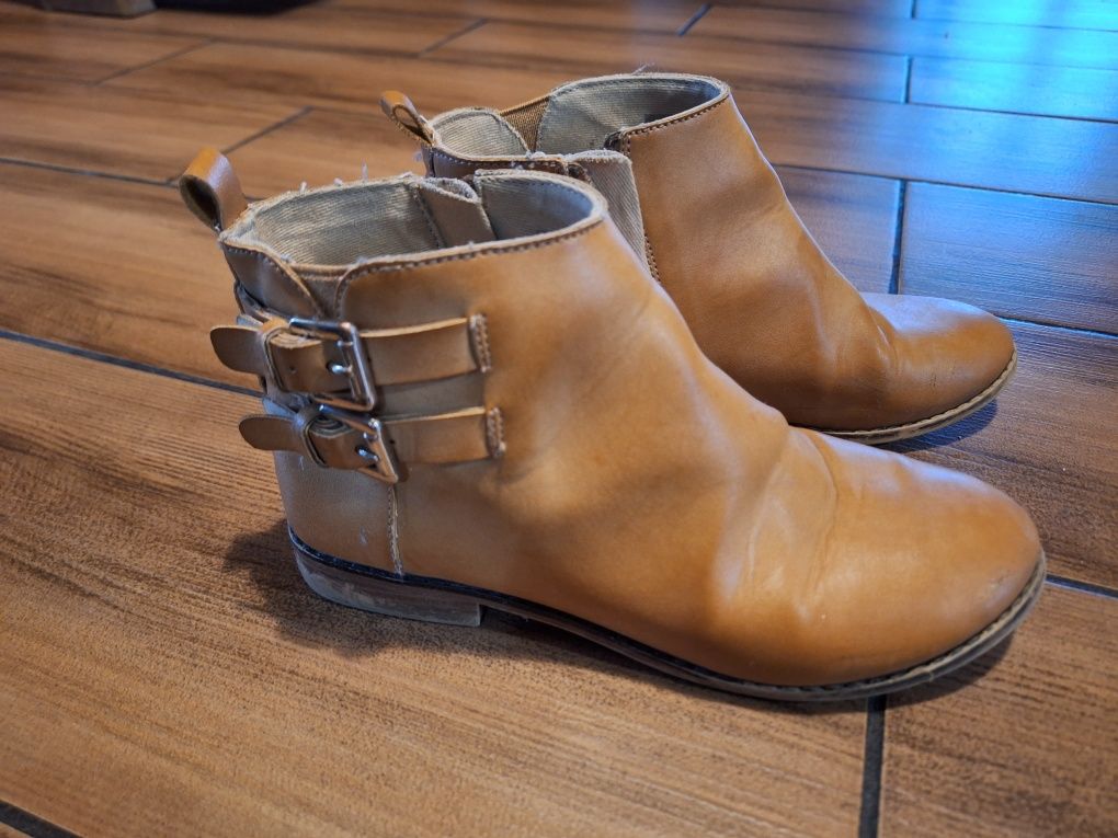 Zimowa wyprzedaż. 2 pary Buty kozaki dziewczęce Zara 32