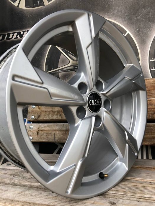 777 Оригинальные диски R18 5/112 Audi A6 A4 A3 Q5 Q3 VW Skoda