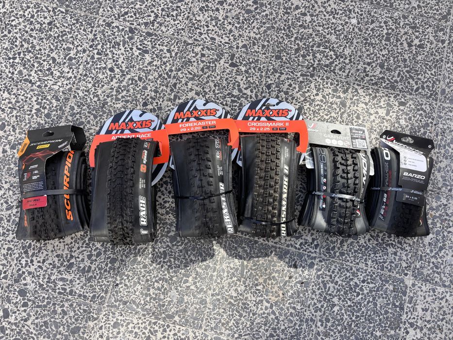Vários Pneus de BTT novos - Maxxis, Vittoria, Pirelli