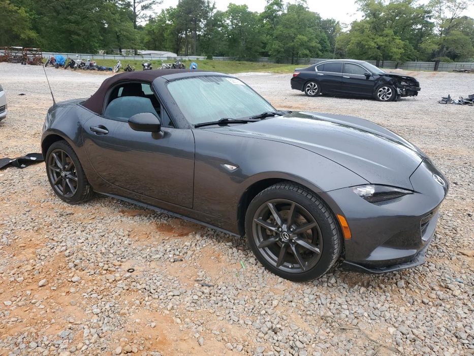 Бампер Mazda MX5 2016- разборка мх5 запчастини