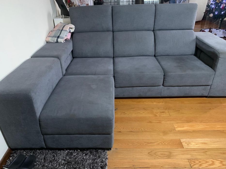 Sofá 3 Lug + 4 puffs + chaise