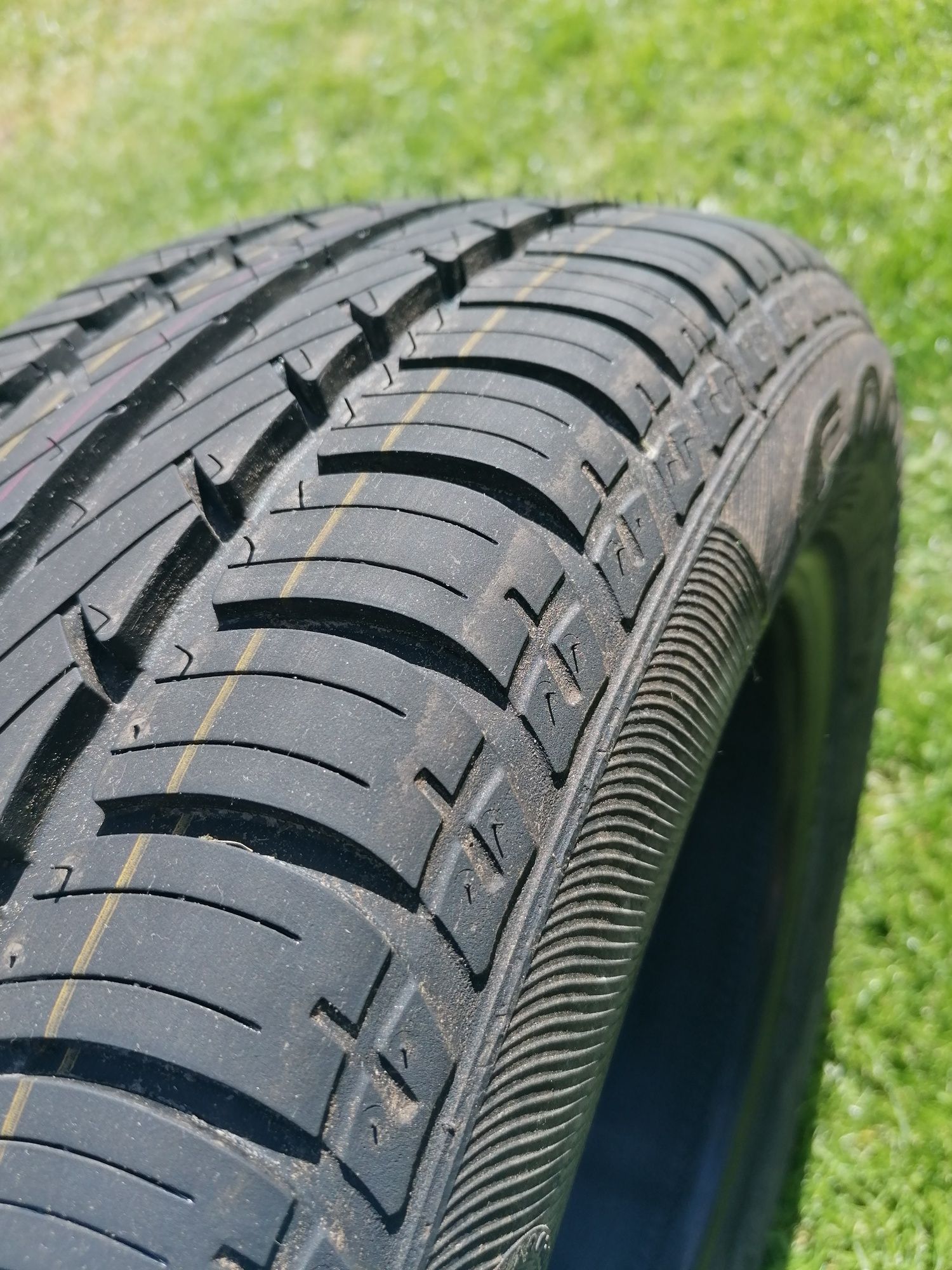 (Nr.61) Opona letnia 195/60 R15 GOODYEAR Eagle NCT 5