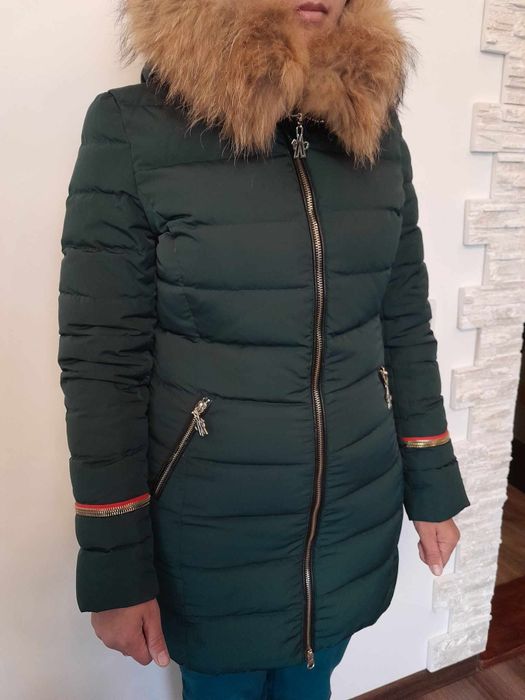 Зимова жіноча куртка,  пух єнота