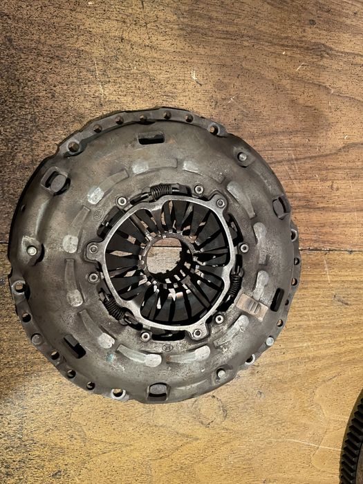 Комплект зчеплення 1.9D Opel Zafira B