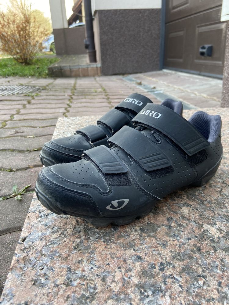 Buty spd Giro w bardzo dobrym stanie 40