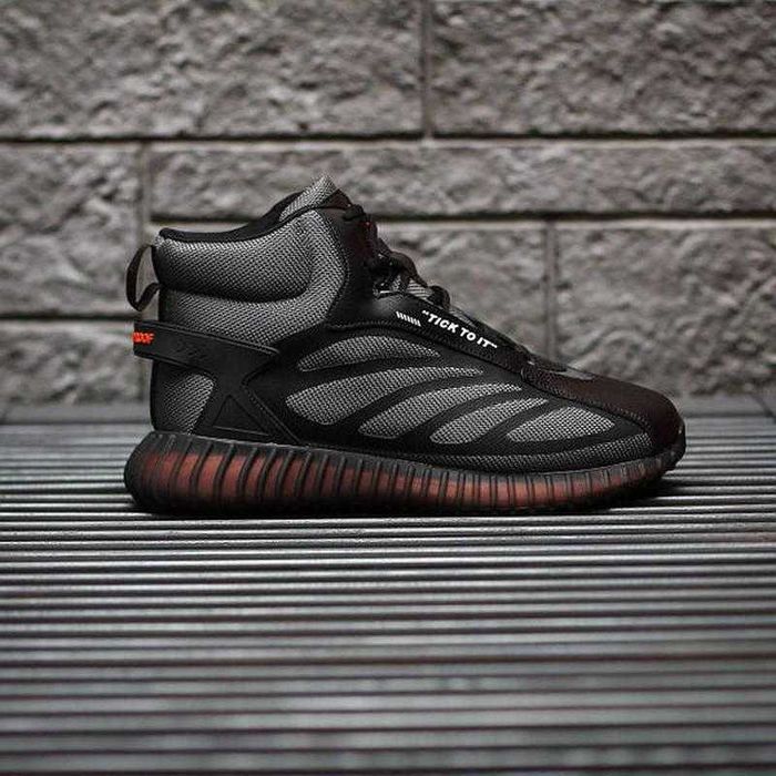 Чоловічі зимові кросівки adidas yeezy 350