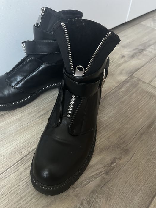 Ботинки осінь весна