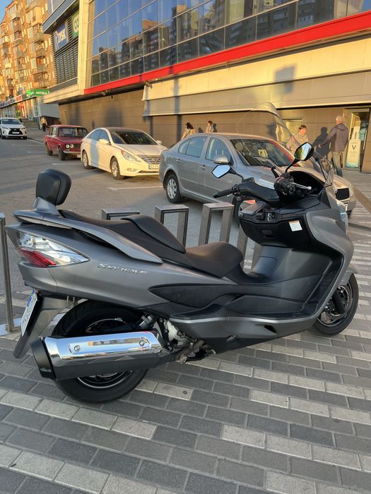 Suzuki skywave Limited 400 2015