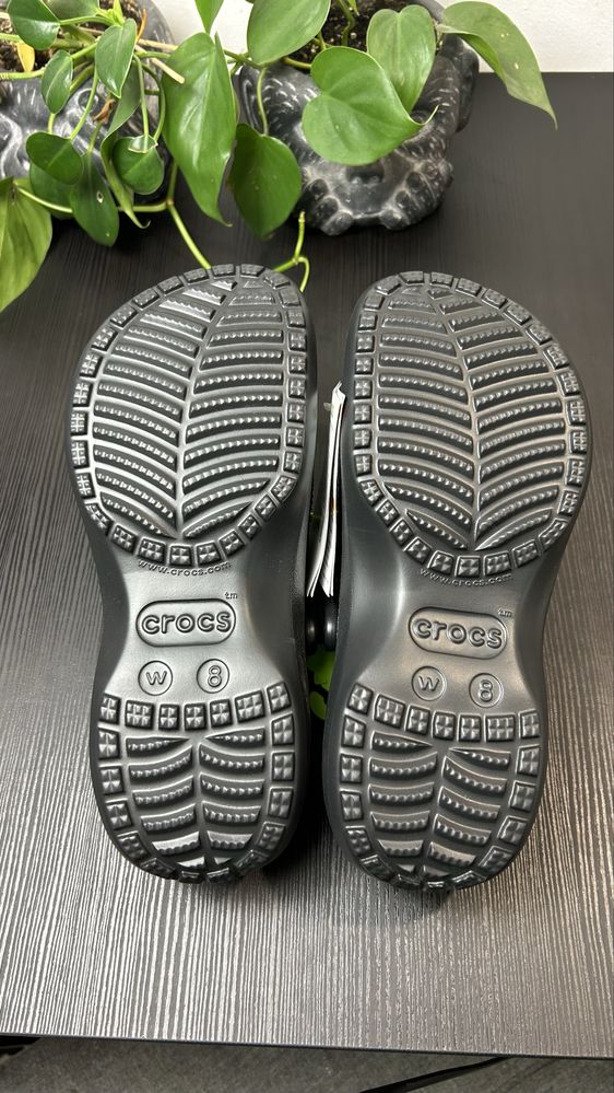 Crocs Megacrush Jibbitz M&Ms