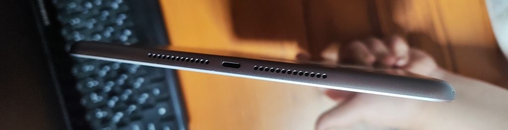 Apple Ipad 9.7 6th Gen