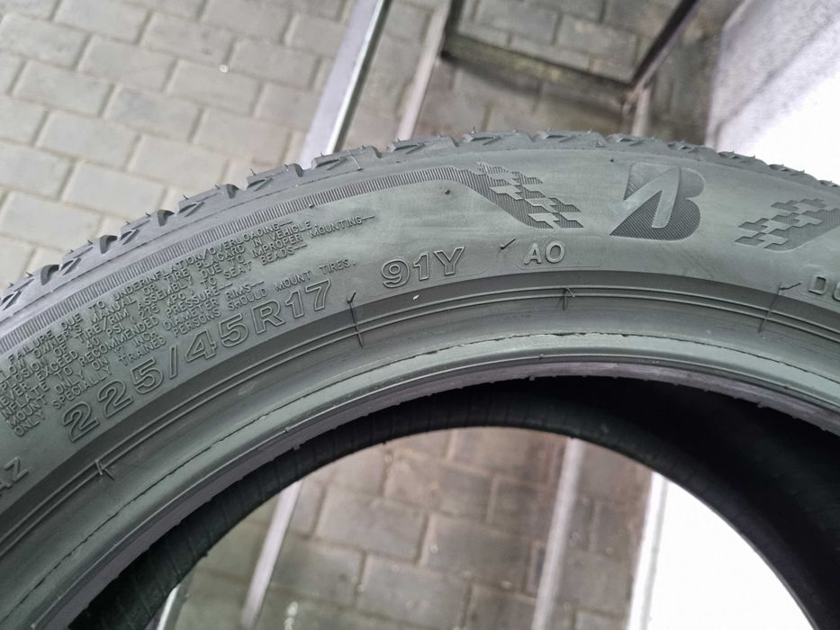 225/45/17 91Y Bridgestone Turanza T005 A0 D.0220