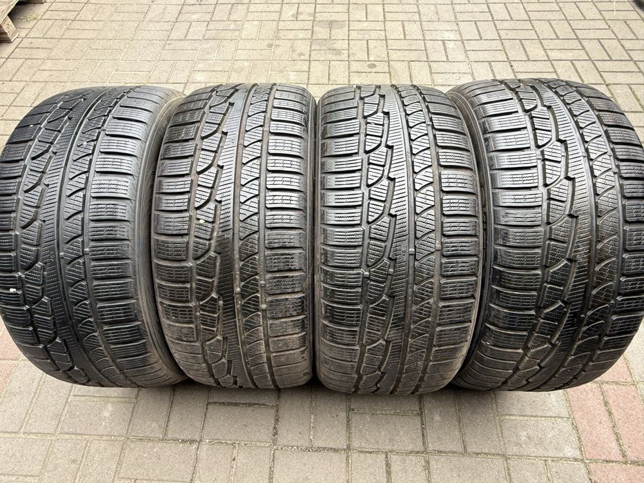 275/40R20 106VXL Nokian WRG2