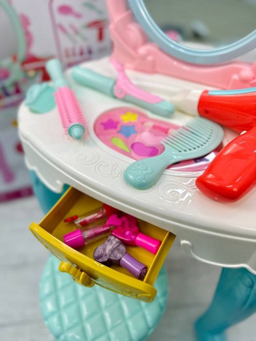 ТРЮМО зі стільчиком